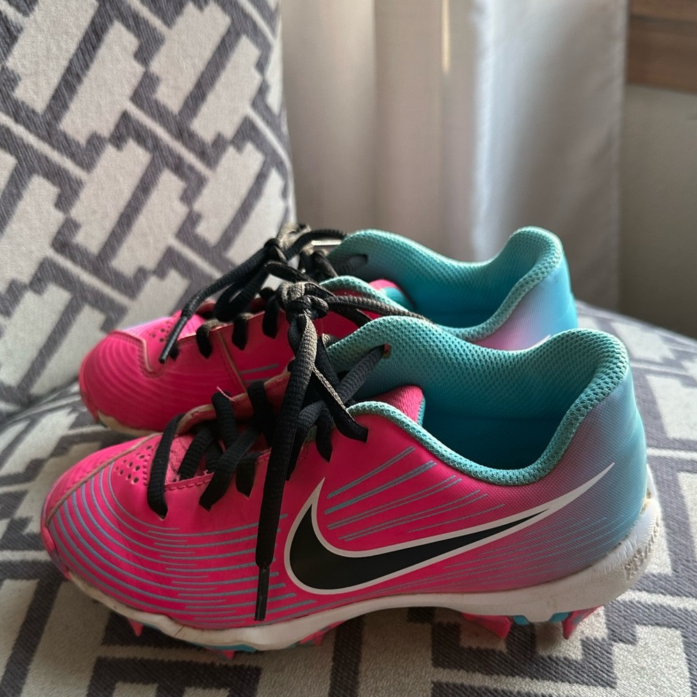 Girls softball cleats